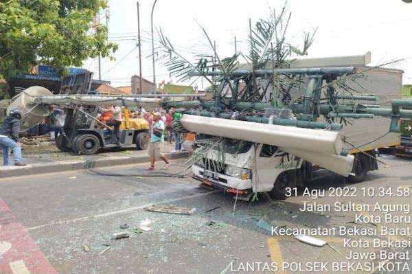 Kecelakaan Truk Kontainer di Bekasi, 33 Jadi Korban, 10 Tewas!