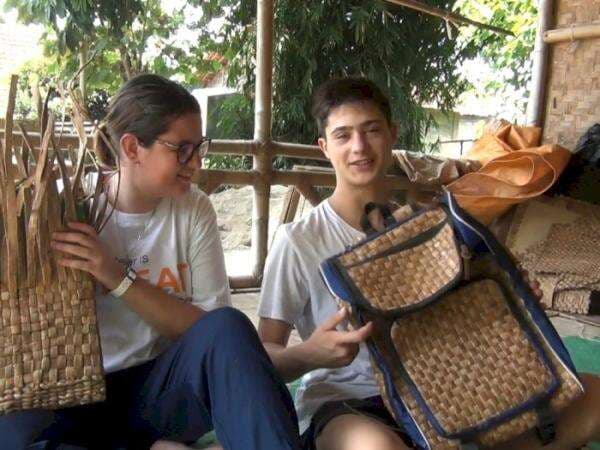 Jalan-jalan ke Kampung Bule, Banyak Orang Asing Rela Tinggalkan Negaranya Demi Indonesia