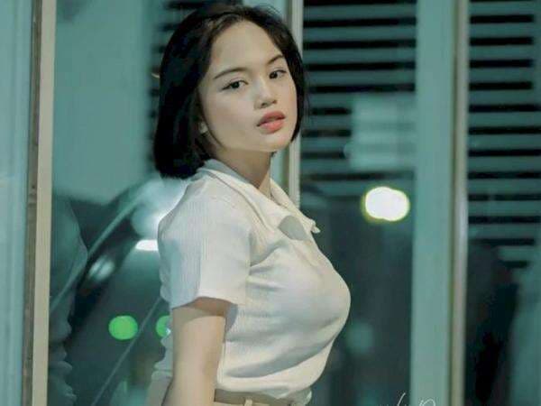 Jeje Habis Dinyinyiri Kegirangan Joget TikTok Pakai Outfit Seksi, Bulu Ketek Bikin Salfok Jeje Habis Dinyinyiri Kegirangan Joget TikTok Pakai Outfit Seksi, Bulu Ketek Bikin Salfok