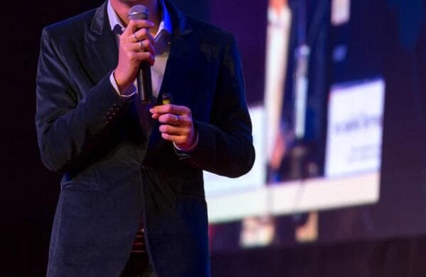 Contoh Pembukaan Pidato yang Menarik untuk Berbagai Acara, Mudah Dihapalkan