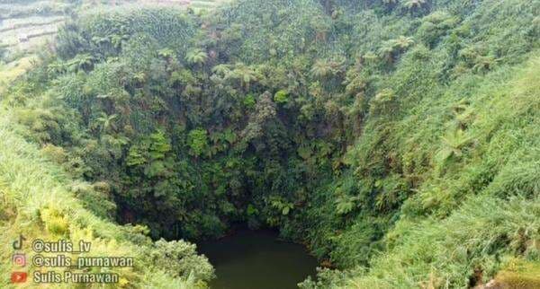 Mengintip Sumur Jalatunda di Dataran Tinggi Dieng, Disebut Terbesar di Dunia Mengintip Sumur Jalatunda di Dataran Tinggi Dieng, Disebut Terbesar di Dunia