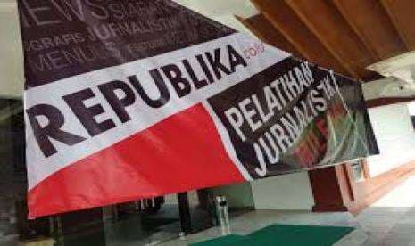 Ajari Saya Menulis Feature (Ficer)