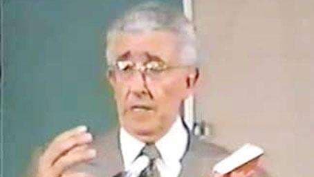 Usai Teliti Al Quran, 4 Ilmuwan Dunia Ini Langsung Bersyahadat Masuk Islam