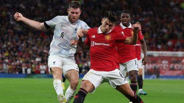 Jelang Lawan Arsenal, 3 Hal Ini Bikin Erik ten Hag Bawa Lisandro Martinez ke Man United