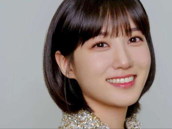 Terpesona Wajah Cantik Park Eun Bin Pemeran Extraordinary Attorney Woo Baru Ultah ke-30