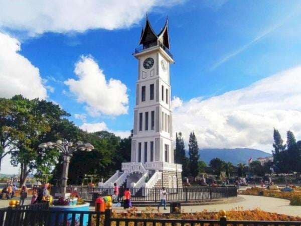 Misteri Jam Gadang, Ternyata Kembaran Big Ben London, Dibangun Cuma Pakai Kapur!