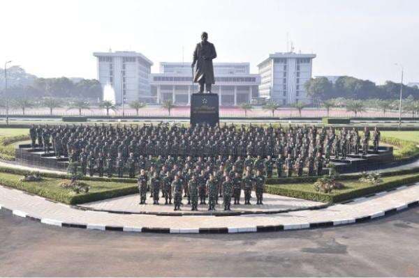 5 Panglima TNI Termuda Sepanjang Sejarah, Jenderal Berusia 29 Tahun Sandang Bintang 5