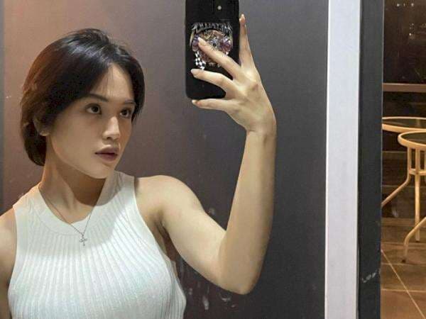 Gak Dihujat Lagi, Kali Ini Jeje Slebew Dipuji karena Lancar Ngomong Pake Bahasa Inggris