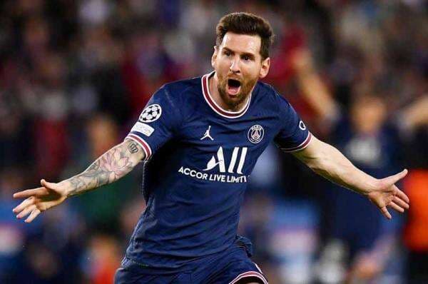 Pemain Sepak Bola Zaman Sekarang Dibayar Sangat Mahal, Ini Jawabannya Pemain Sepak Bola Zaman Sekarang Dibayar Sangat Mahal, Ini Jawabannya