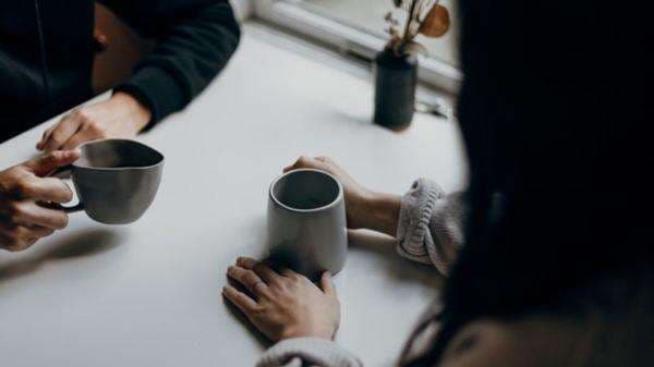 Awas Dosa Besar! Curhat Masalah Rumah Tangga dengan Lawan Jenis