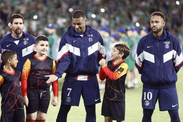 PSG Bungkam Maccabi Haifa: Messi, Neymar dan Mbappe Cetak Gol