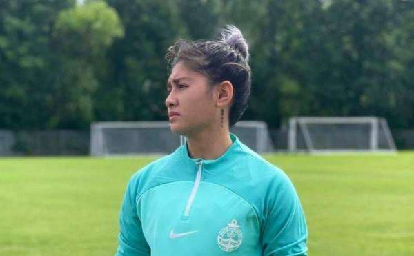 Bungkam Netizen, Zahra Muzdalifah Debut di South Shields FC