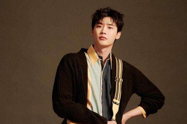 11 Drama Lee Jong Suk Terbaik, dari Secret Garden hingga Big Mouth