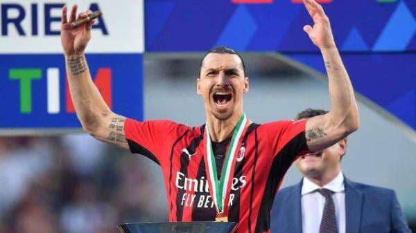 Waduh! Ibrahimovic Ogah Gantung Sepatu, ‘Sebut’ Pemain AC Milan Masih Bapuk