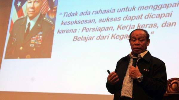 Profil Jenderal Burhanudin Amin: Mantan Pangkostrad Asal Empat Lawang