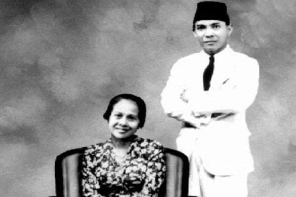 Sikap Tegas Inggit Saat Soekarno Minta Izin Menikahi Fatmawati: Orang Banjaran Pantang Dimadu