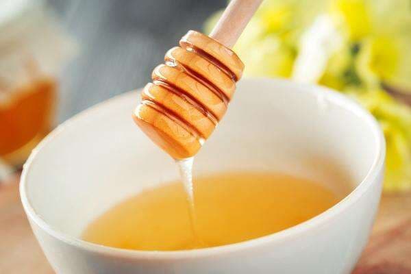 Apakah Boleh Konsumsi Madu Setelah Minum Obat?