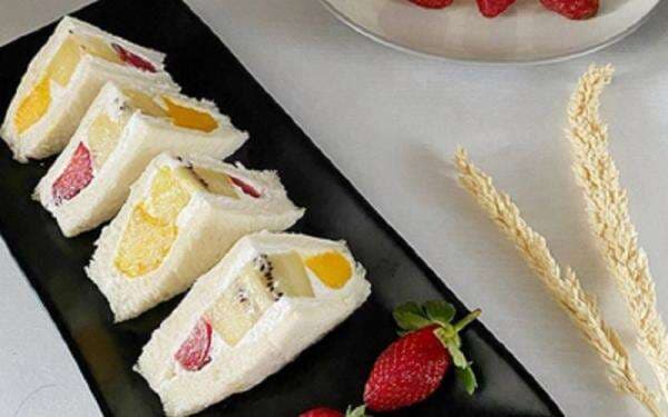 Sandwich Fruit Jadi Makanan Kekinian, Berikut Cara Simpel Pembuatannya Sandwich Fruit Jadi Makanan Kekinian, Berikut Cara Simpel Pembuatannya