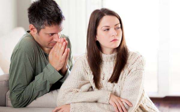 11 Kata Penyemangat Untuk Pacar Lagi Sedih, Dia Bakal Makin Cinta Padamu