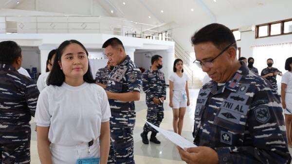 Danlantamal VIII Pimpin Pantukhirda Calon Prajurit TNI AL Panda Manado, 88 Peserta Lolos Danlantamal VIII Pimpin Pantukhirda Calon Prajurit TNI AL Panda Manado, 88 Peserta Lolos