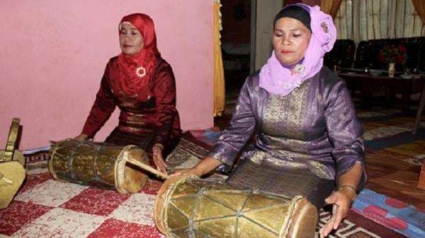 10 Kesenian Indonesia yang Hampir Punah