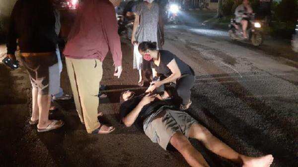 Gagal Nyalip, Pengendara Ninja Adu Banteng dengan Motor Matik di Pamulang