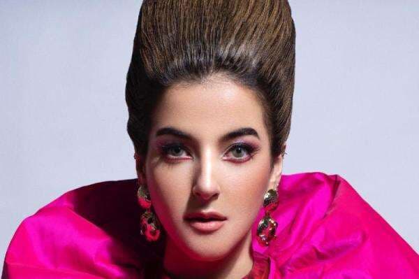 Tasya Farasya Nyentrik dengan Dress Balon dan Rambut Sasak, Netizen: Lady Gaga Indonesia