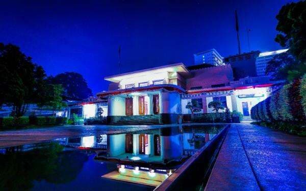 Bukan Gedung Sate, Inilah Bangunan Tertua di Kota Bandung