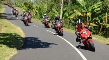 Mau <i>Touring</i> Aman Pakai Motor? Perhatikan 5 Tips Ini