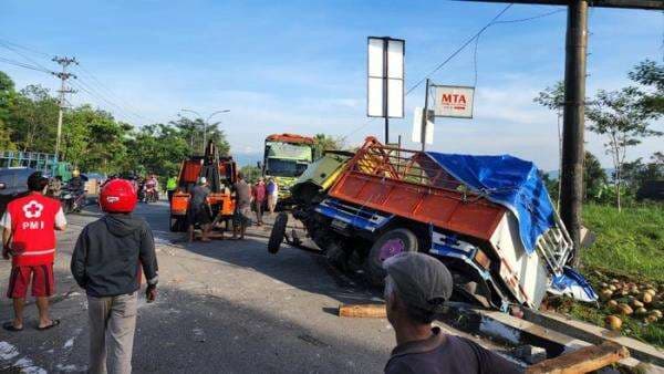 3 Orang Tewas Dalam Kecelakaan Maut di Jalan Lingkar Salatiga