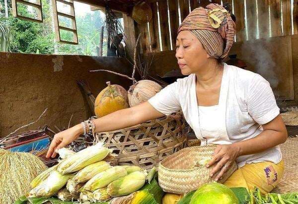 Profil Niluh Djelantik, Momok Bule 'Gila' di Bali