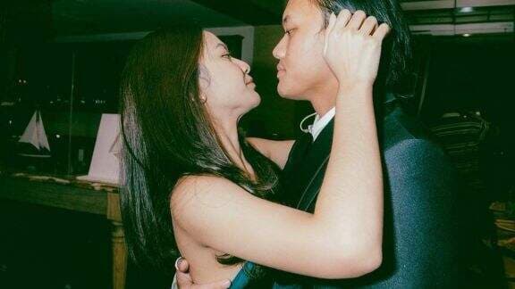 Kelewat Bucin? Rizky Febian Dihujat Tak Profesional Biarkan Ziva Magnolya Nyanyi Lagu Duet Sendiri di Panggung, Mahalini: Orang Suka Aneh!