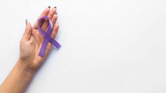 Gejalanya Seperti Sakit ‘Biasa’, Padahal Ini 5 Tanda Utama dari Kanker Mematikan! Please Jangan Abai...