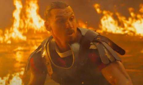 Zlatan Ibrahimovic Jadi Tentara Romawi yang Ganas