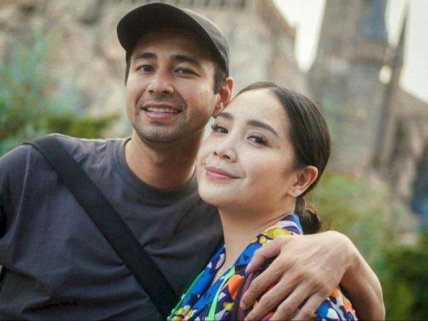 Muka Datar Raffi Ahmad Catwalk di NYFW Bikin Ngakak, Nagita Slavina: Dia Diomelin Director Muka Datar Raffi Ahmad Catwalk di NYFW Bikin Ngakak, Nagita Slavina: Dia Diomelin Director