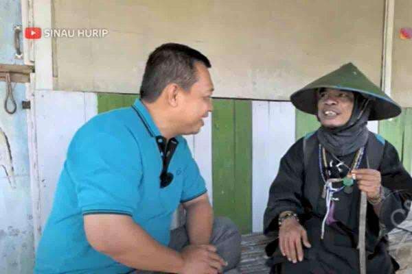 Joko Kendil Musafir Viral di TikTok, Jalan Cepat Naik Macan Putih