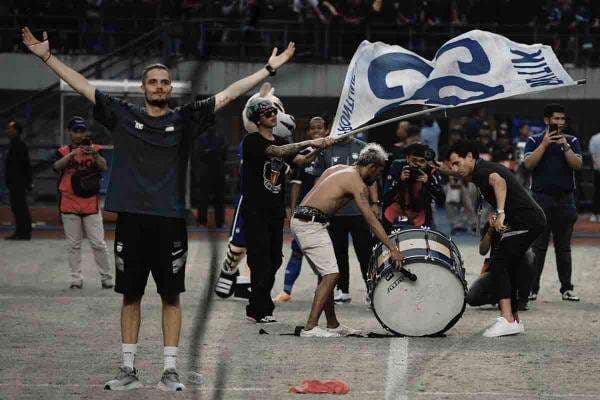 Persib vs Persija: Ayolah, The Jakmania dan Viking Damai