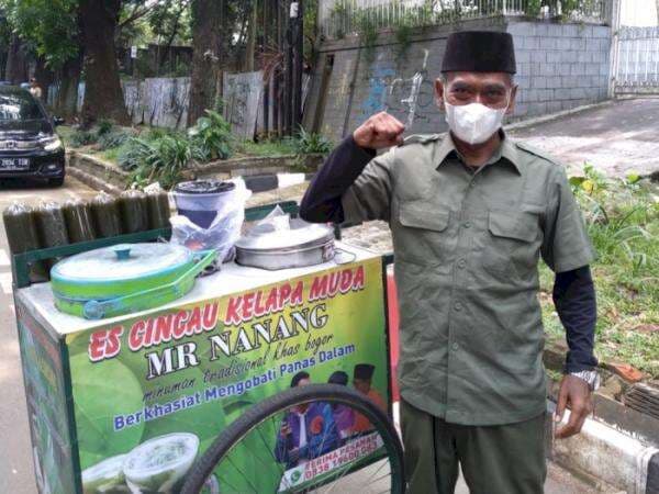 Viral! Mr Nanang, Penjual Cincau Asal Bogor yang Jago 9 Bahasa, Salah Satunya Slovakia