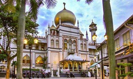 Menelusuri Jejak Sejarah Masjid Sultan Singapura