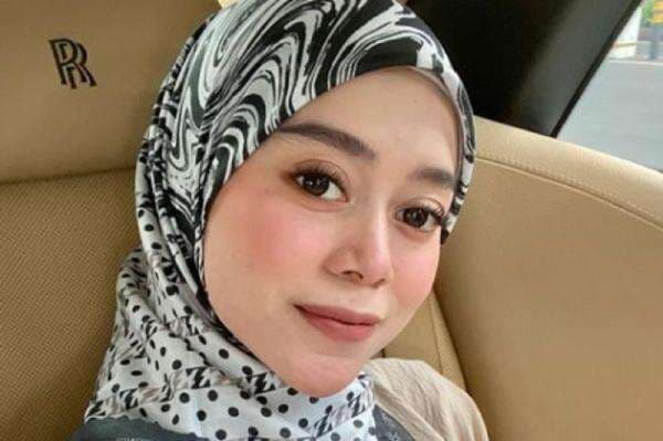 Dicekik hingga Dibanting Rizky Billar, Tulang Leher Lesti Kejora Geser