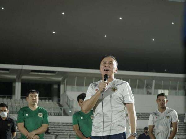 Ribuan Orang Tanda Tangan Petisi Iwan Bule Mundur dari Ketum PSSI