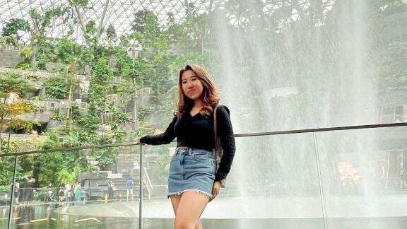 Stres di Jalan, Kiki Saputri Curhat Terjebak Banjir Parah Sejam Lebih: Mau Gila, Stuck Gak Gerak