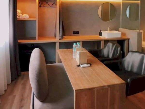 Dear Partygoers, Ada Hotel Rp 500 Ribuan di Senopati Buat Nginep Usai Pesta Dear Partygoers, Ada Hotel Rp 500 Ribuan di Senopati Buat Nginep Usai Pesta