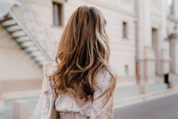 Cantik dan Natural, Ini 10 Ide Warna Rambut Coklat Karamel Cantik dan Natural, Ini 10 Ide Warna Rambut Coklat Karamel