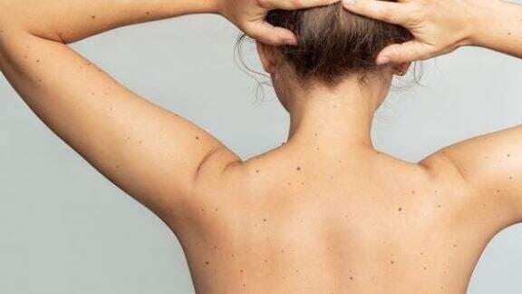 3 Bagian Tubuh Wanita yang Paling Suka Disentuh, Nomor 2 Bikin Nyaman!