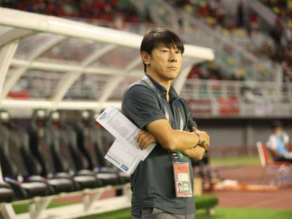 Pasang Foto Lesu, Media Malaysia Sorot Shin Tae Yong Mundur dari Timnas