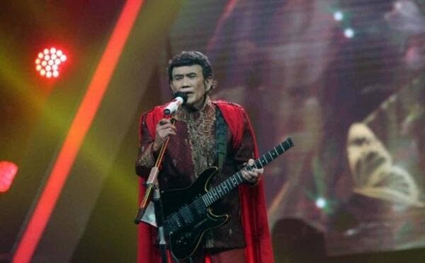 Cinta dalam Khayalan: Duet Rhoma Irama dan Elvy Sukaesih Resmi Dirilis!