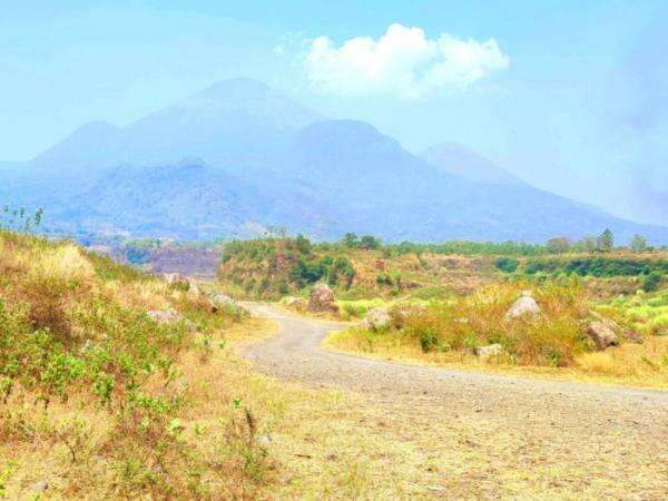 Bikin Takjub! Hidden Gem Mojokerto Ini Mirip Banget Kayak di New Zealand! Bikin Takjub! Hidden Gem Mojokerto Ini Mirip Banget Kayak di New Zealand!