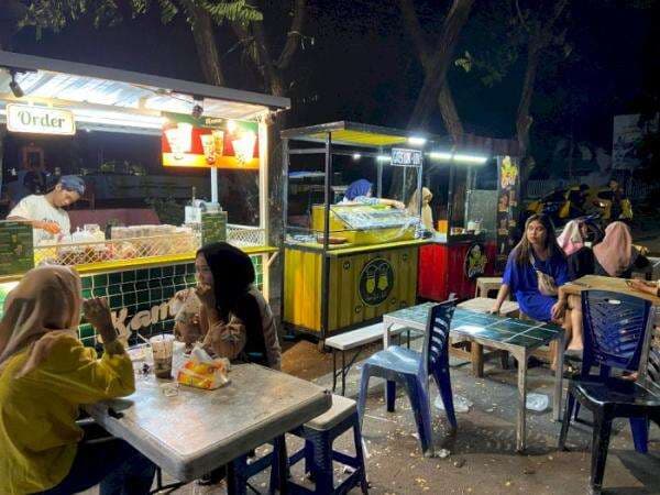 Kawasan Ini Jadi Surga Kuliner Malam di Bulukumba, Pilihannya Beragam dan Kekinian