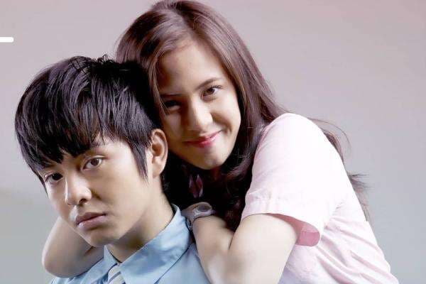 Simak 5 Film Romantis Indonesia Terbaik, Bisa Bikin Baper!